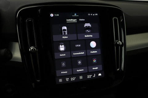 Volvo XC40 2.0 B3 Plus Dark | Harman/Kardon | ACC | 360° Camera | Memory | Keyless | Stoel+Stuurverwarming