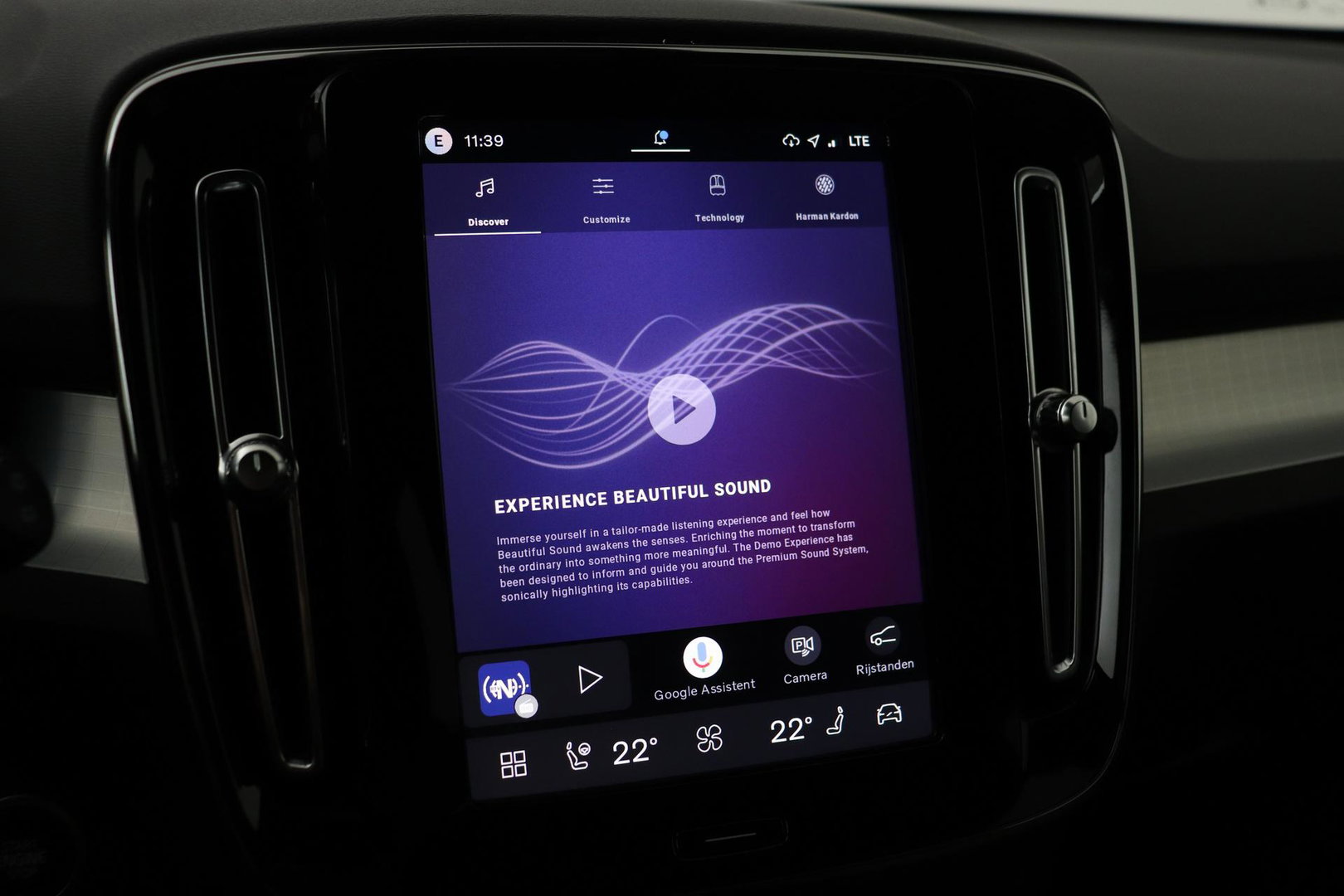 Volvo XC40 2.0 B3 Plus Dark | Harman/Kardon | ACC | 360° Camera | Memory | Keyless | Stoel+Stuurverwarming