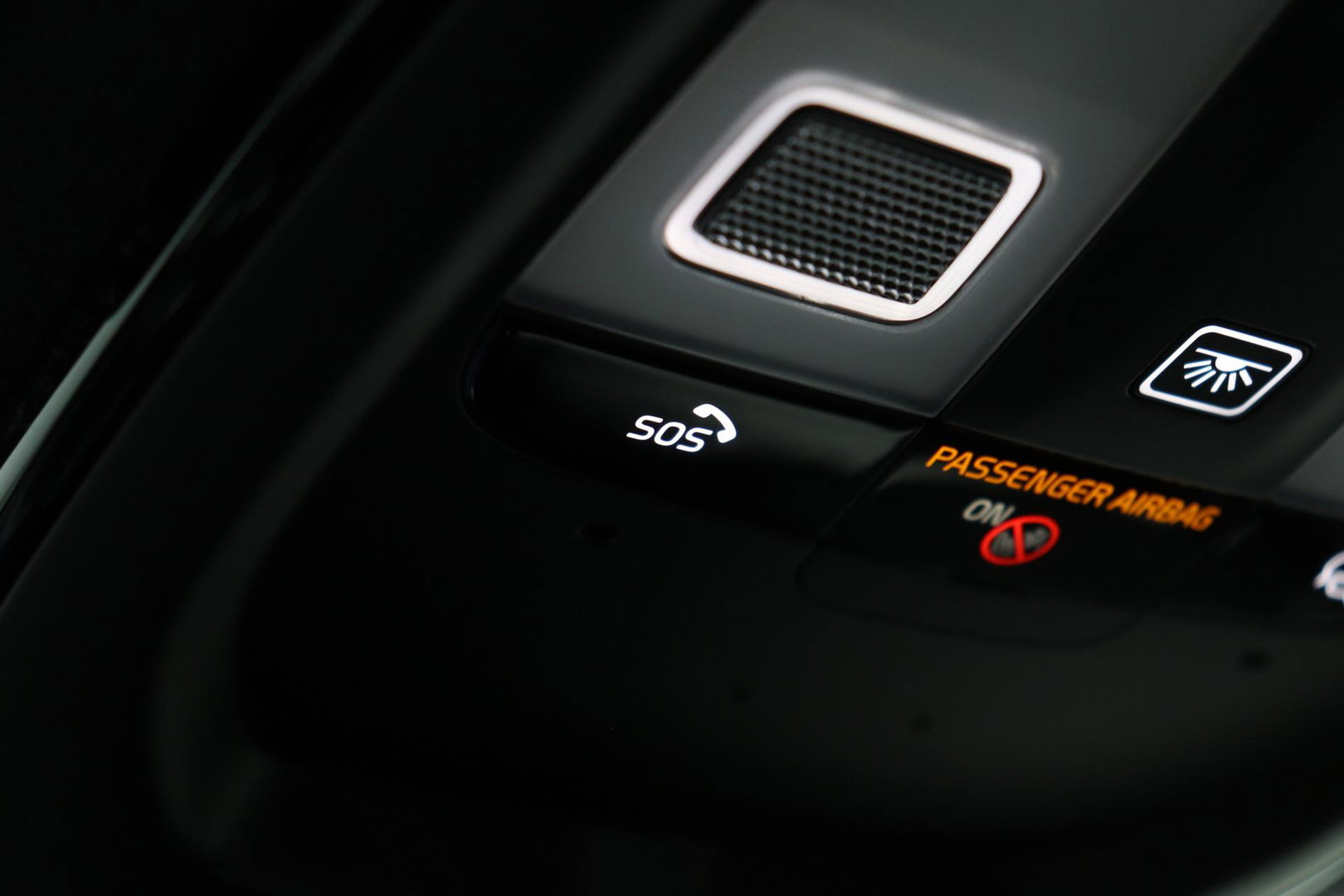 Volvo XC40 2.0 B3 Plus Dark | Harman/Kardon | ACC | 360° Camera | Memory | Keyless | Stoel+Stuurverwarming