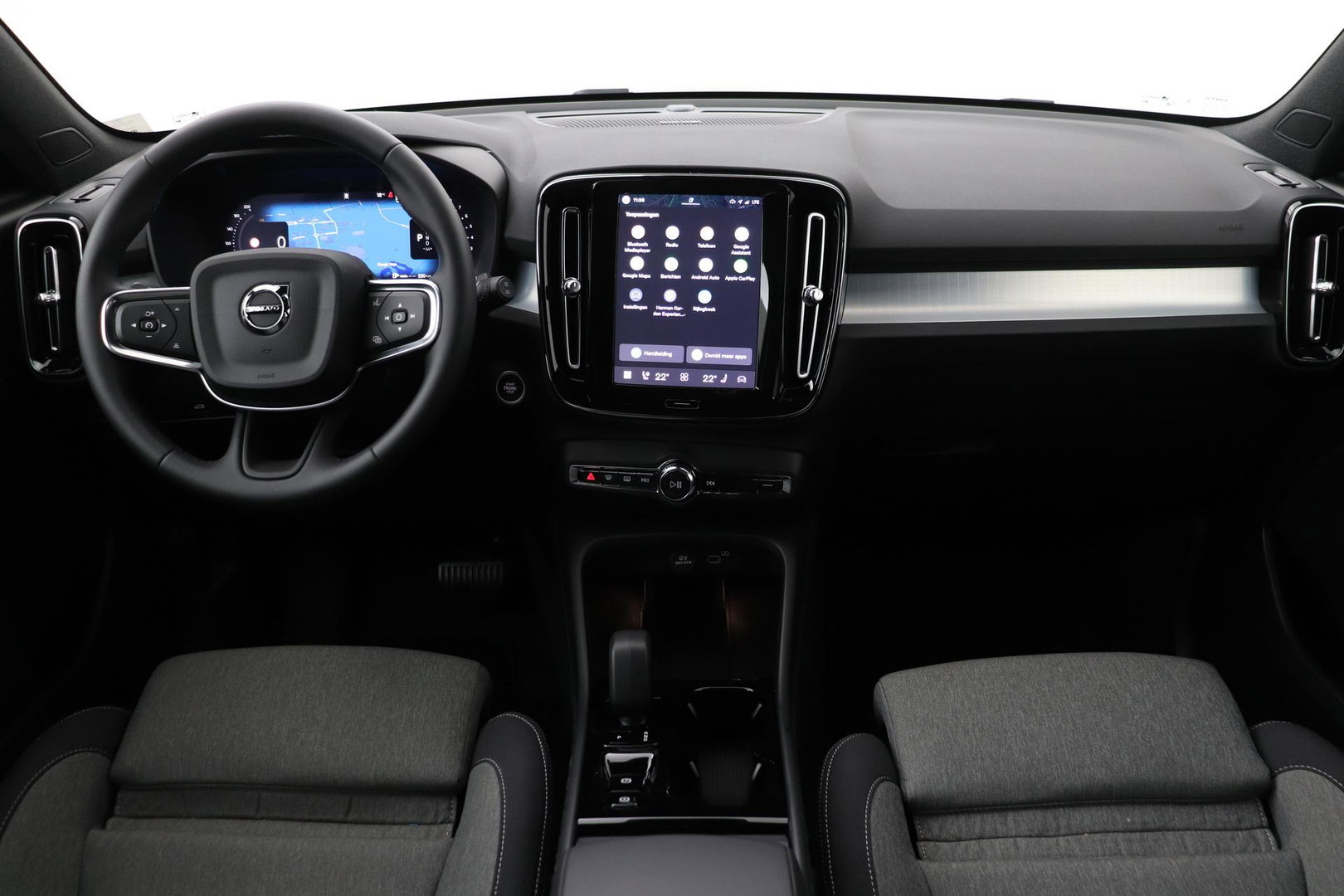 Volvo XC40 2.0 B3 Plus Dark | Harman/Kardon | ACC | 360° Camera | Memory | Keyless | Stoel+Stuurverwarming
