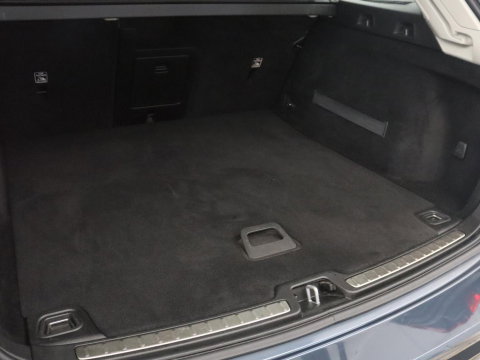 Volvo V60 2.0 T8 Twin Engine AWD R-Design | Apple Carplay | LED | Navigatie |