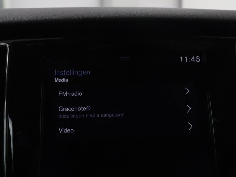 Volvo V60 2.0 T8 Twin Engine AWD R-Design | Apple Carplay | LED | Navigatie |