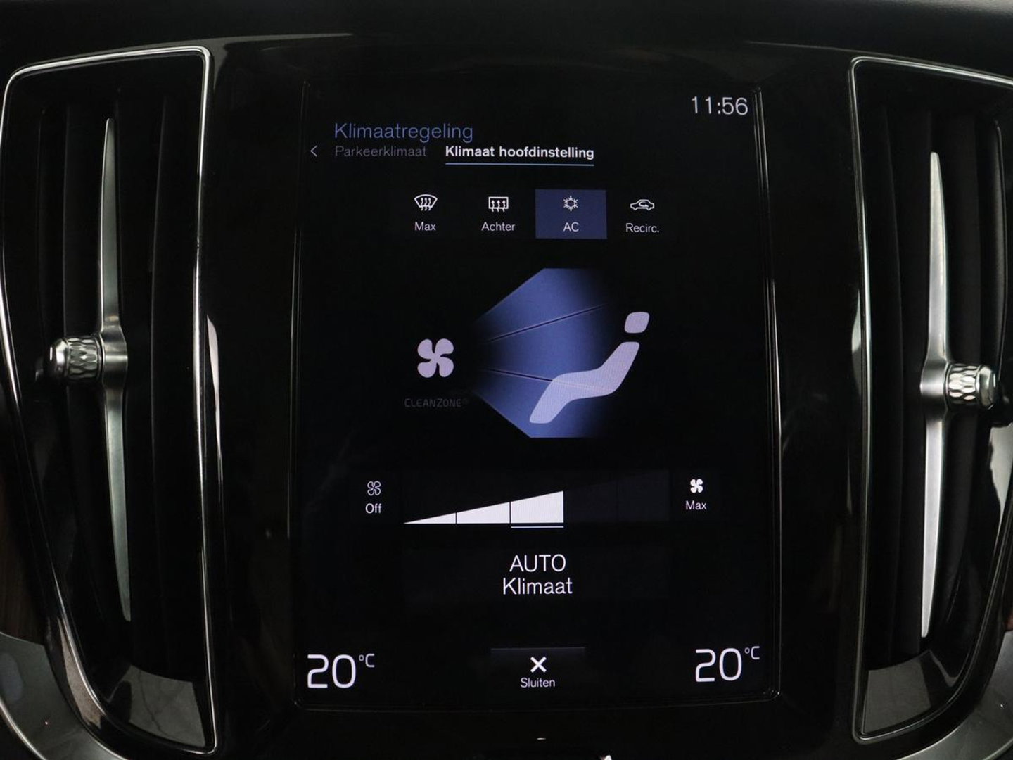 Volvo V60 2.0 T8 Twin Engine AWD R-Design | Apple Carplay | LED | Navigatie |