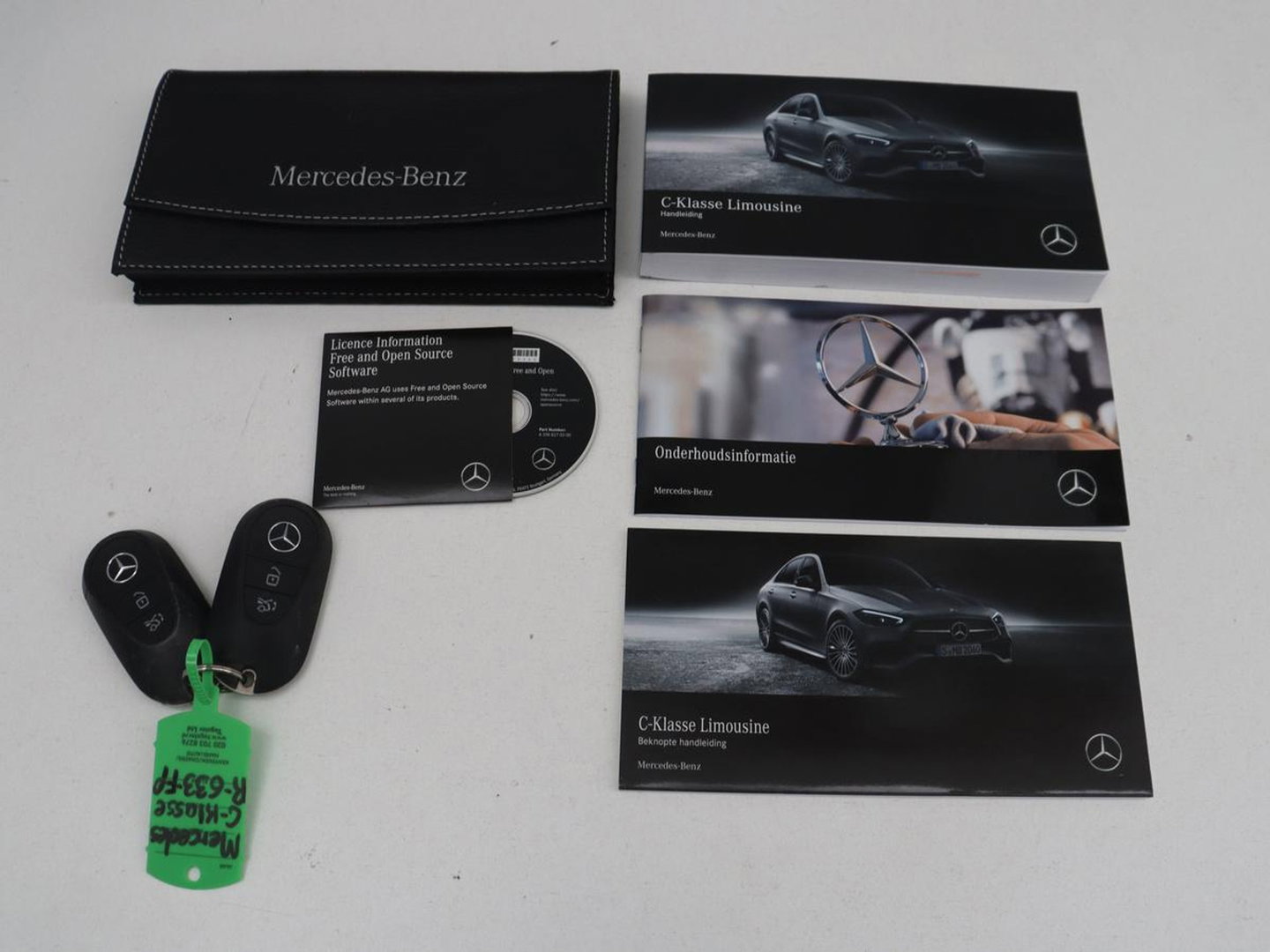 Mercedes-Benz C-Klasse 200 Launch Edition Business Line | LED | Navigatie | Stoelverwarming | Leder |