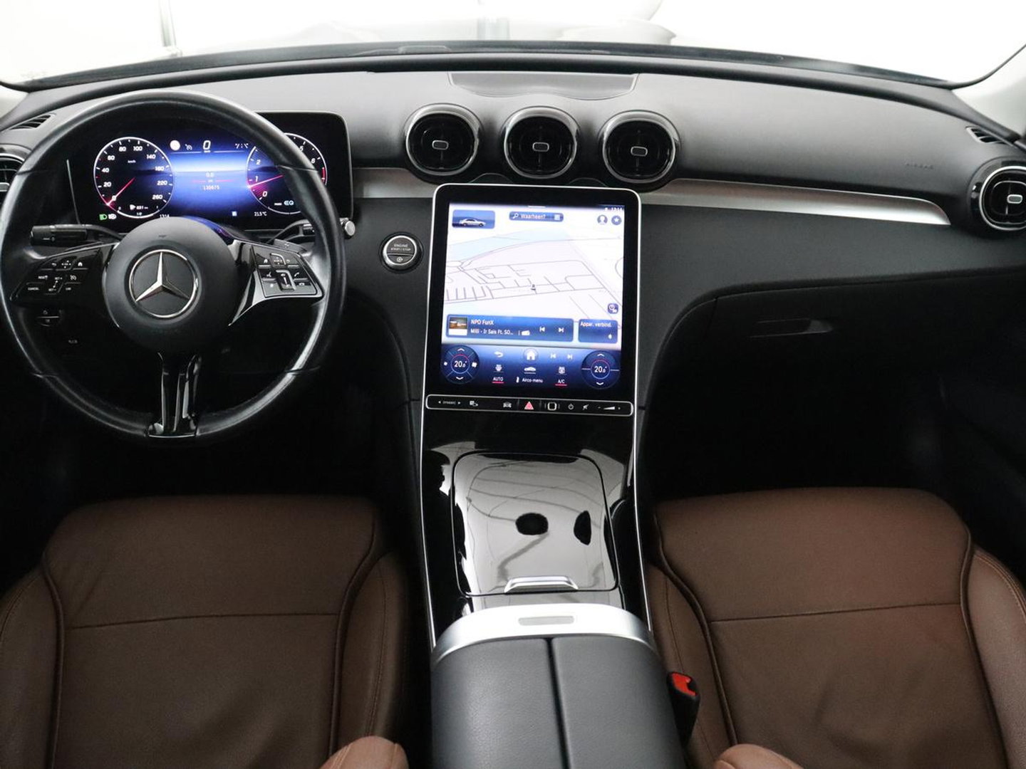 Mercedes-Benz C-Klasse 200 Launch Edition Business Line | LED | Navigatie | Stoelverwarming | Leder |