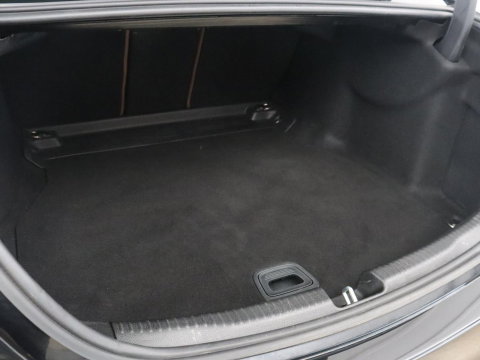 Mercedes-Benz C-Klasse 200 Launch Edition Business Line | LED | Navigatie | Stoelverwarming | Leder |
