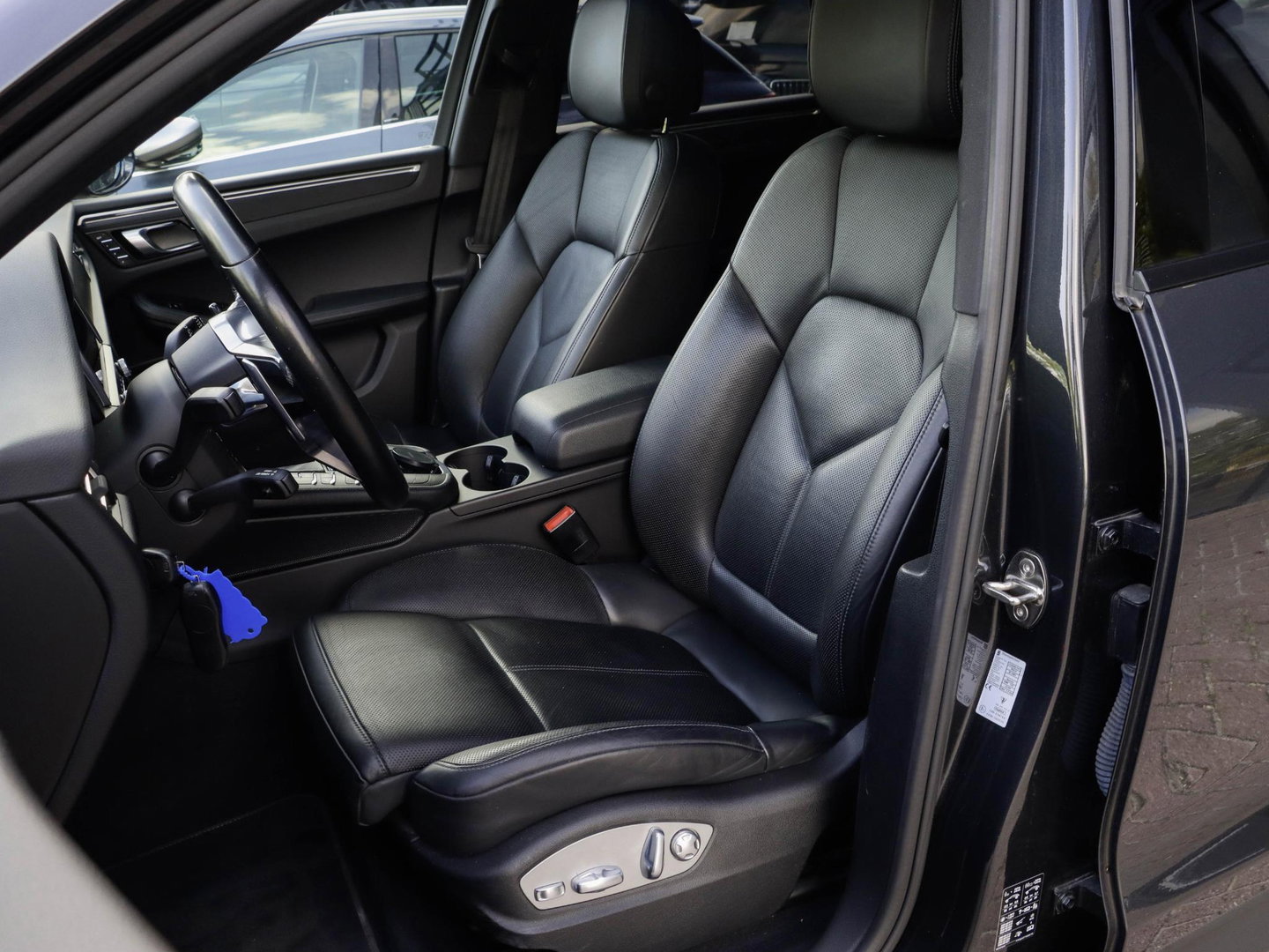 Porsche Macan 2.0 Panodak | PASM | Stoelventilatie | ACC | Standkachel | Stoel & Stuurverwarming