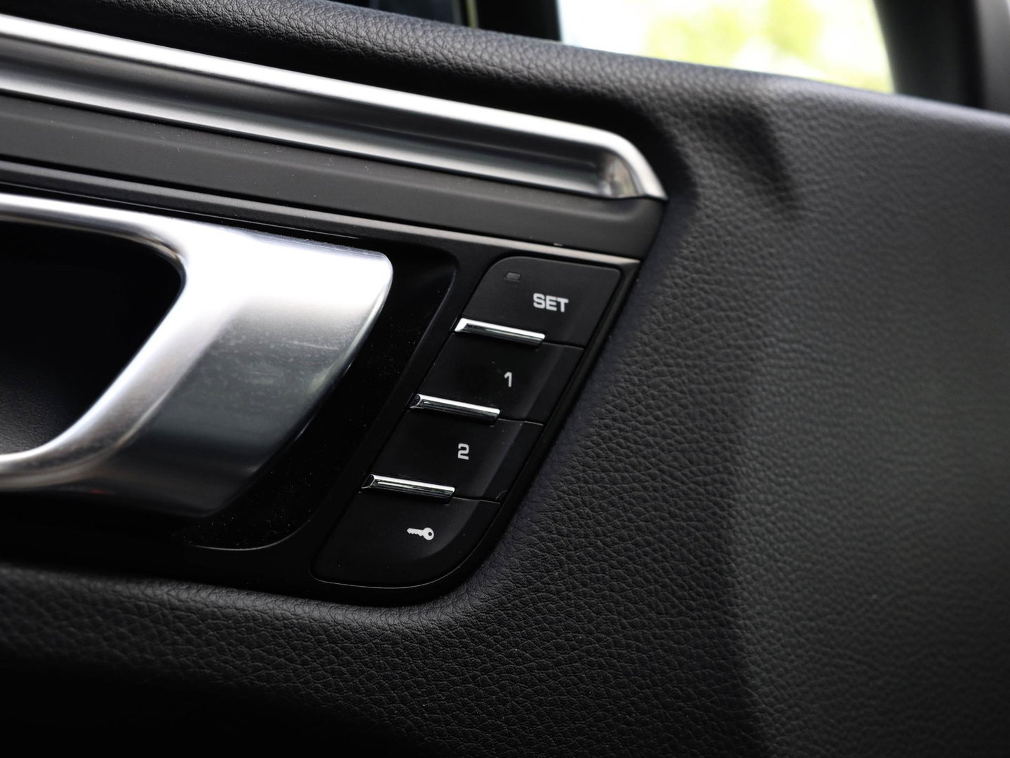 Porsche Macan 2.0 Panodak | PASM | Stoelventilatie | ACC | Standkachel | Stoel & Stuurverwarming