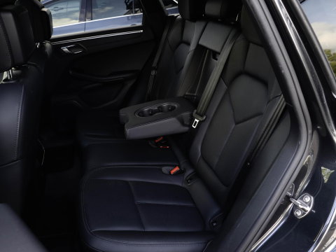 Porsche Macan 2.0 Panodak | PASM | Stoelventilatie | ACC | Standkachel | Stoel & Stuurverwarming