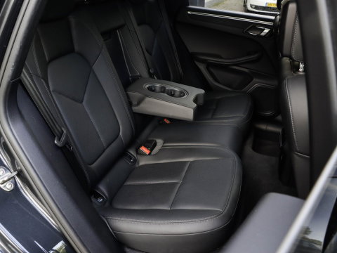 Porsche Macan 2.0 Panodak | PASM | Stoelventilatie | ACC | Standkachel | Stoel & Stuurverwarming