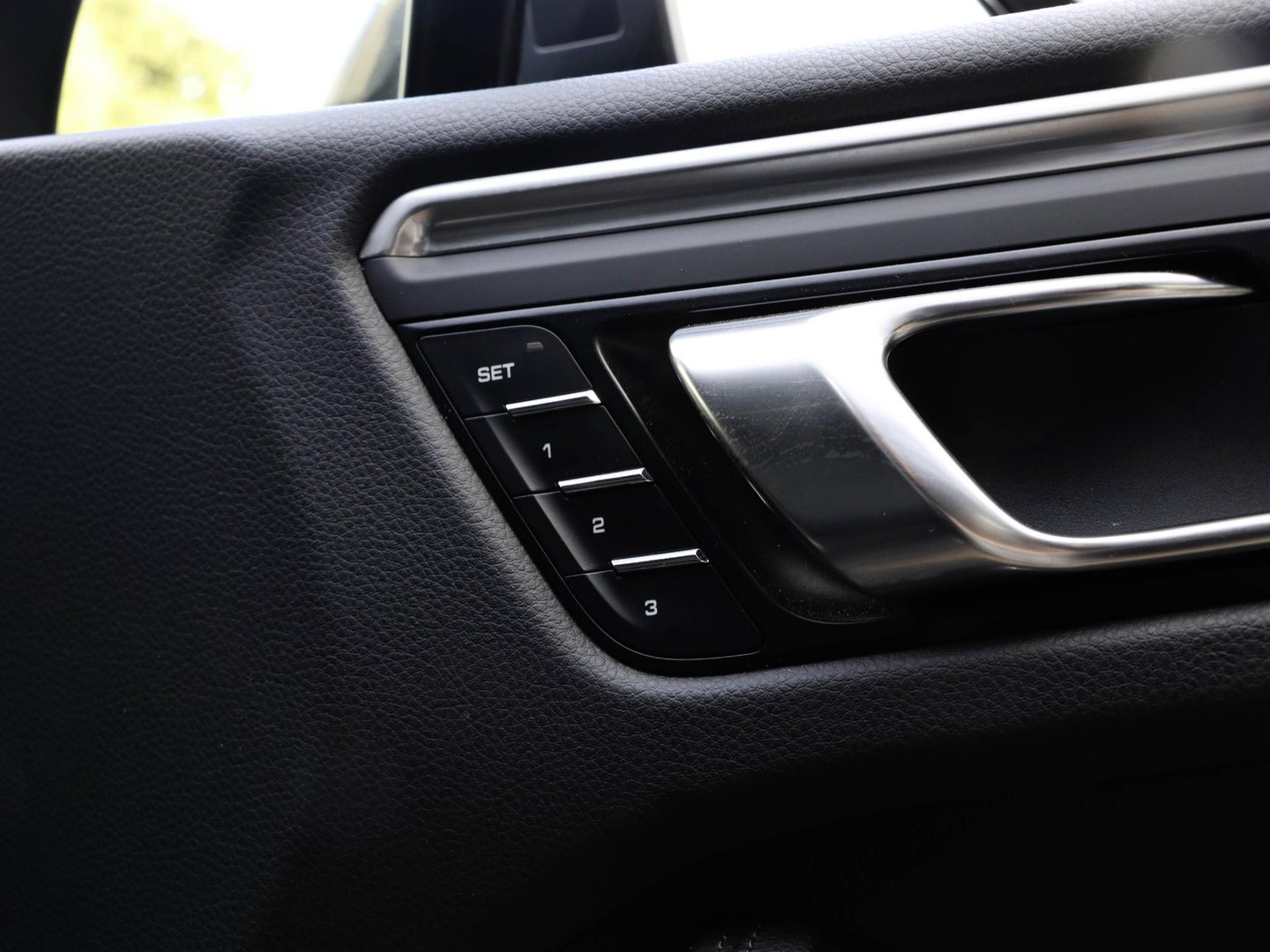 Porsche Macan 2.0 Panodak | PASM | Stoelventilatie | ACC | Standkachel | Stoel & Stuurverwarming