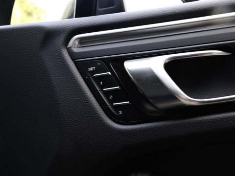 Porsche Macan 2.0 Panodak | PASM | Stoelventilatie | ACC | Standkachel | Stoel & Stuurverwarming