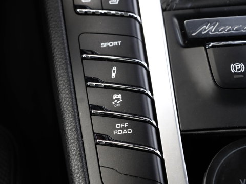 Porsche Macan 2.0 Panodak | PASM | Stoelventilatie | ACC | Standkachel | Stoel & Stuurverwarming