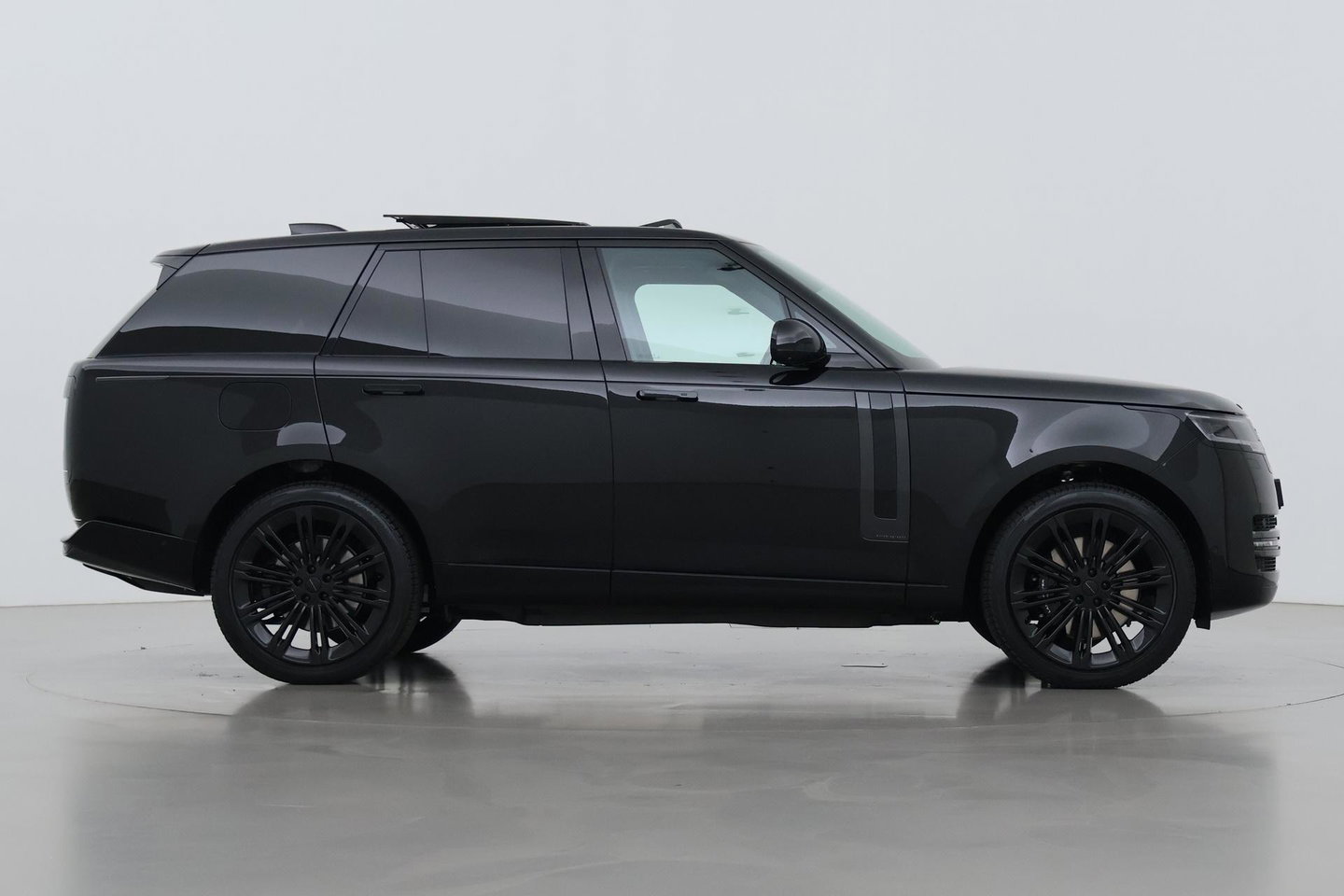 Land Rover Range Rover 3.0 P550e Autobiography | 23 Inch | Meridian Signature | Shadow Exterior Pack | Panoramadak | Towing Pack