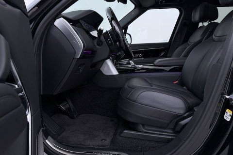 Land Rover Range Rover 3.0 P550e Autobiography | 23 Inch | Meridian Signature | Shadow Exterior Pack | Panoramadak | Towing Pack