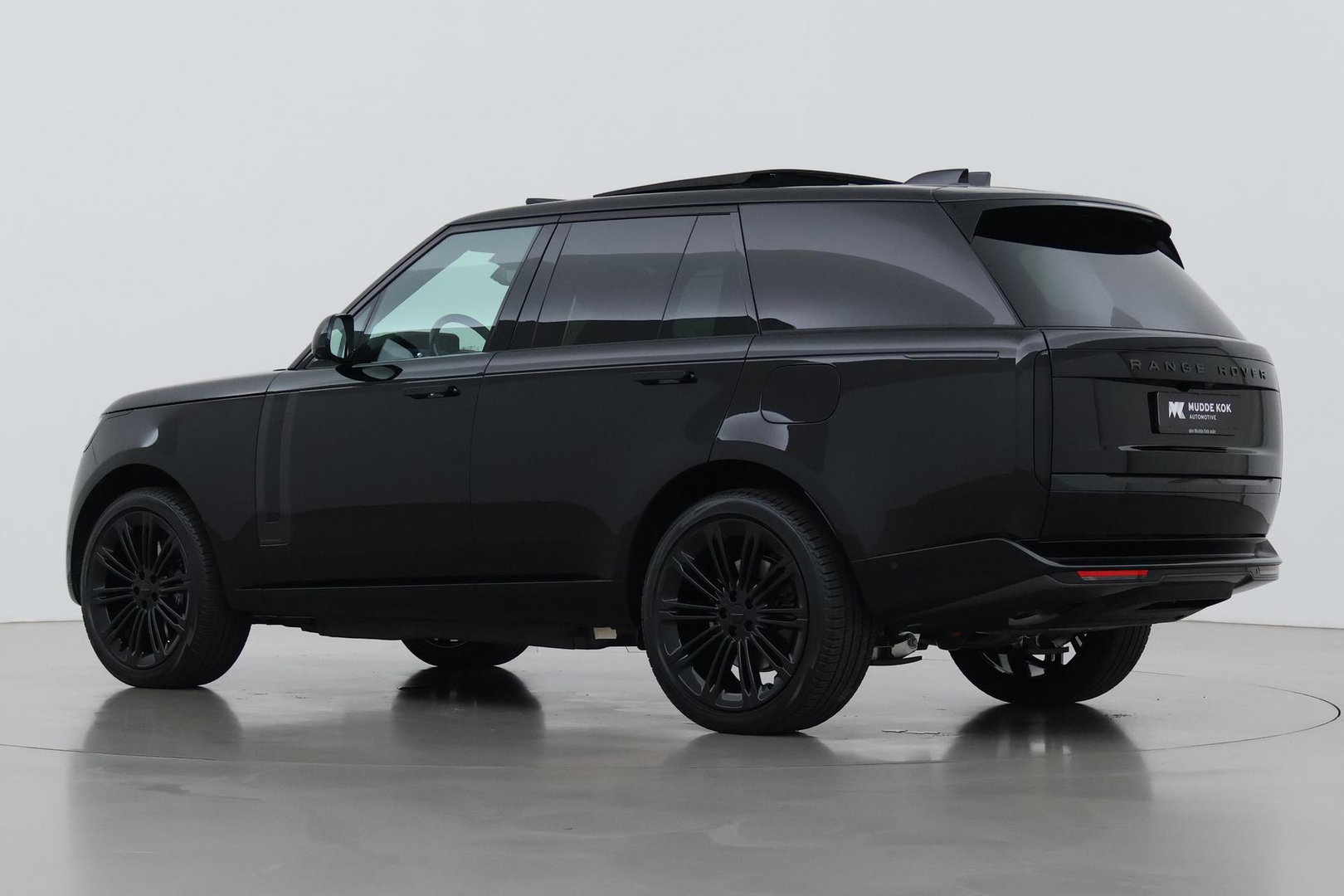 Land Rover Range Rover 3.0 P550e Autobiography | 23 Inch | Meridian Signature | Shadow Exterior Pack | Panoramadak | Towing Pack