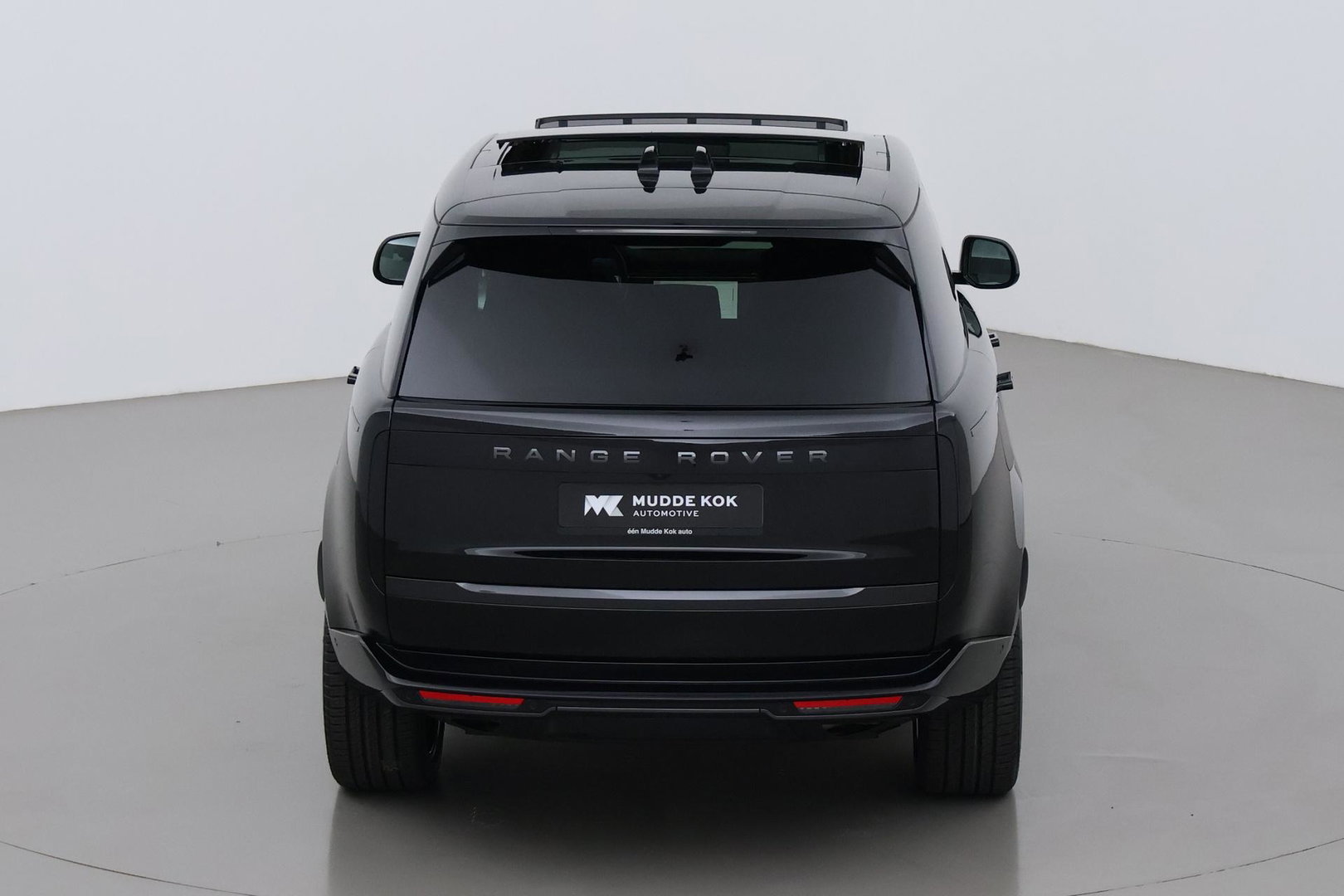 Land Rover Range Rover 3.0 P550e Autobiography | 23 Inch | Meridian Signature | Shadow Exterior Pack | Panoramadak | Towing Pack