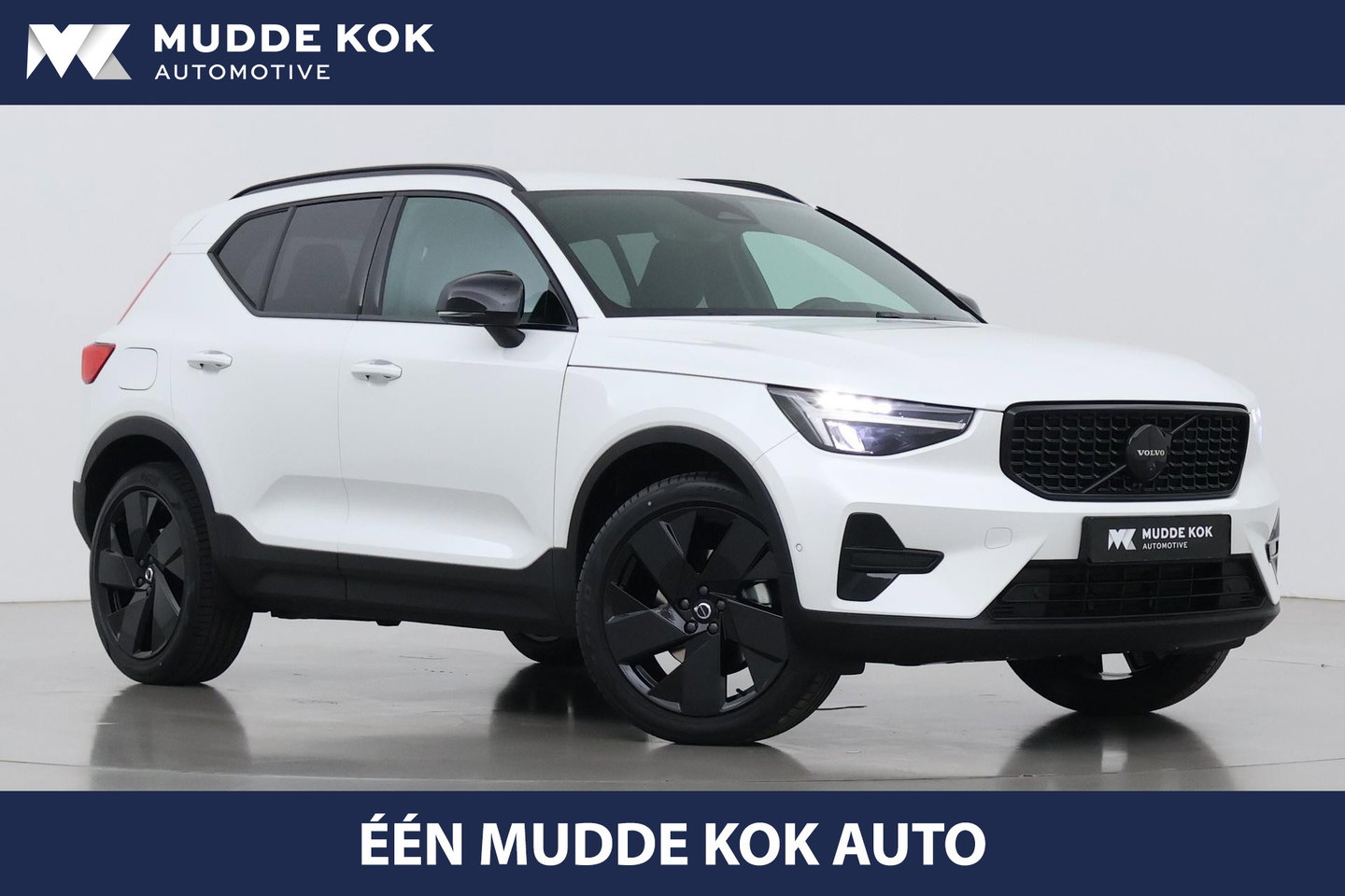 Volvo XC40 B3 Plus Black Edition | Harman/Kardon | BLIS | 360° Camera | Pilot Assist | Stoel+Stuurverwarming | Memory | ACC | 20 Inch