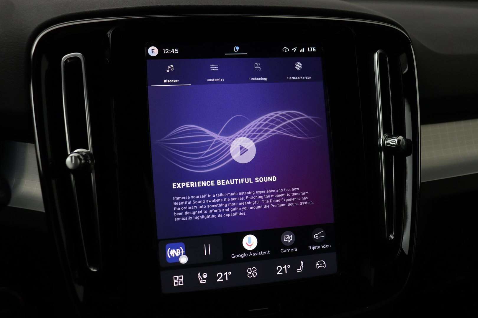 Volvo XC40 B3 Plus Black Edition | Harman/Kardon | BLIS | 360° Camera | Pilot Assist | Stoel+Stuurverwarming | Memory | ACC | 20 Inch