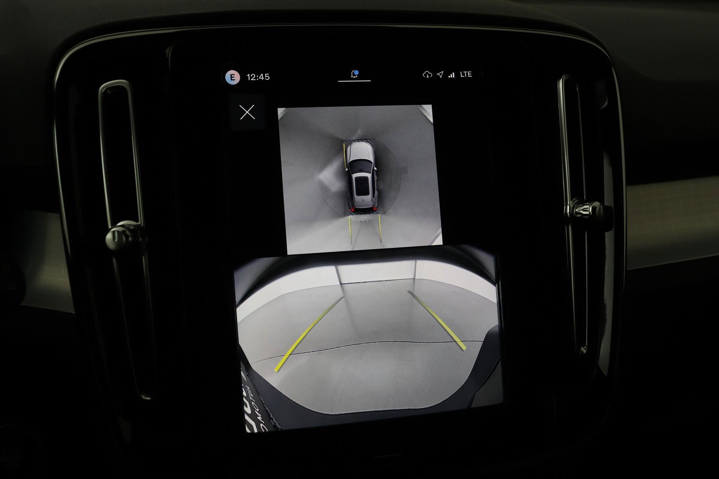 Volvo XC40 B3 Plus Black Edition | Harman/Kardon | BLIS | 360° Camera | Pilot Assist | Stoel+Stuurverwarming | Memory | ACC | 20 Inch