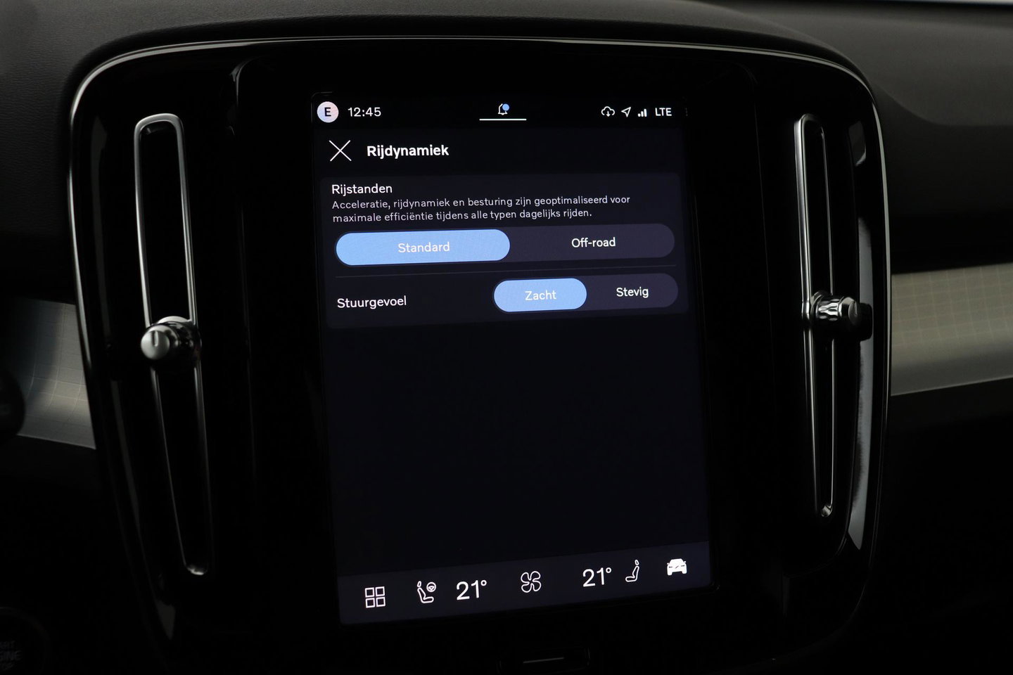 Volvo XC40 B3 Plus Black Edition | Harman/Kardon | BLIS | 360° Camera | Pilot Assist | Stoel+Stuurverwarming | Memory | ACC | 20 Inch