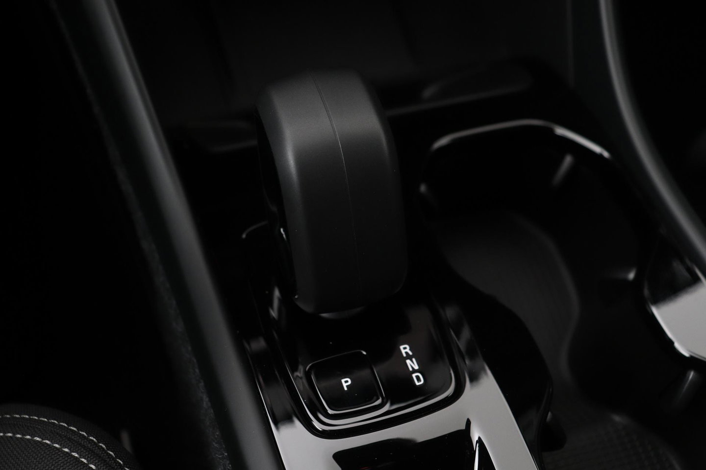 Volvo XC40 B3 Plus Black Edition | Harman/Kardon | BLIS | 360° Camera | Pilot Assist | Stoel+Stuurverwarming | Memory | ACC | 20 Inch