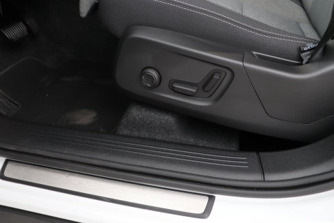 Volvo XC40 B3 Plus Black Edition | Harman/Kardon | BLIS | 360° Camera | Pilot Assist | Stoel+Stuurverwarming | Memory | ACC | 20 Inch