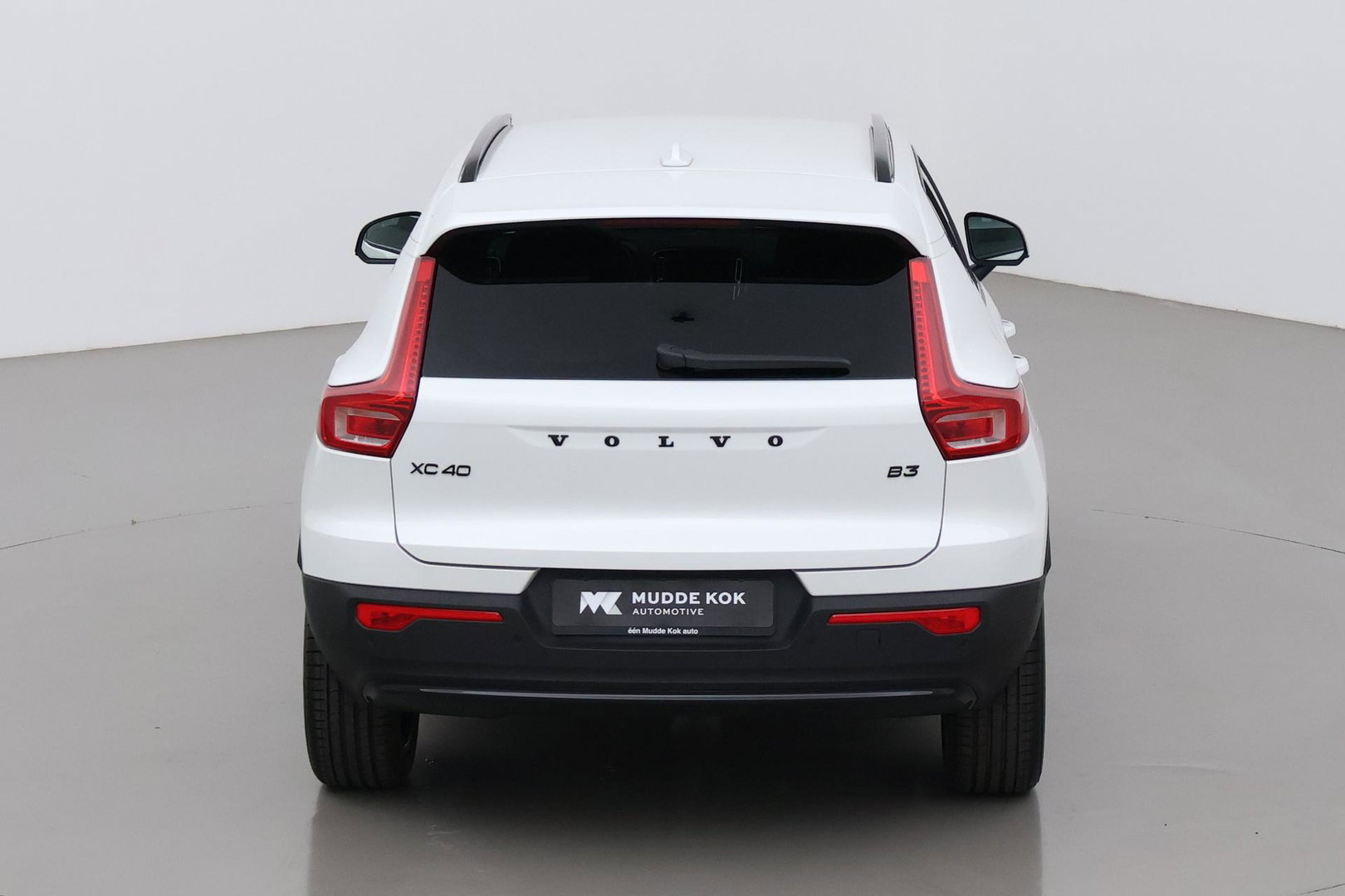 Volvo XC40 B3 Plus Black Edition | Harman/Kardon | BLIS | 360° Camera | Pilot Assist | Stoel+Stuurverwarming | Memory | ACC | 20 Inch