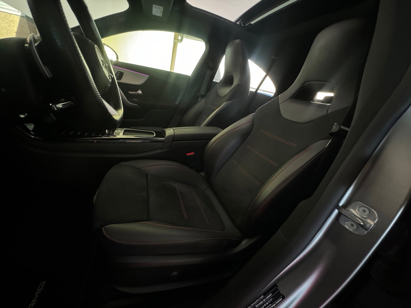Mercedes-Benz CLA-Klasse 250 e AMG Pano|Memory|Sfeer|Camera|Keyless|Dodehoek