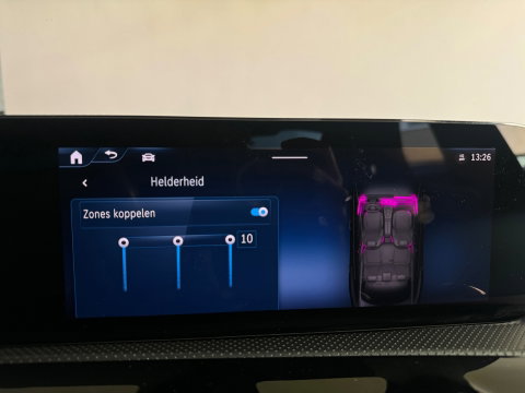 Mercedes-Benz CLA-Klasse 250 e AMG Pano|Memory|Sfeer|Camera|Keyless|Dodehoek