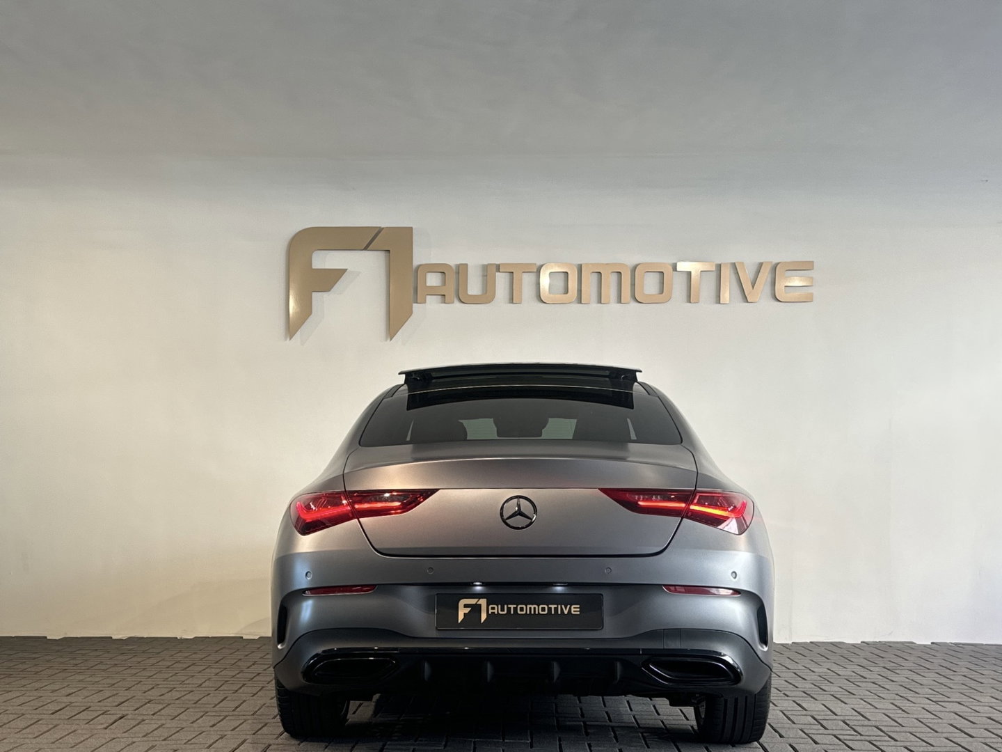 Mercedes-Benz CLA-Klasse 250 e AMG Pano|Memory|Sfeer|Camera|Keyless|Dodehoek