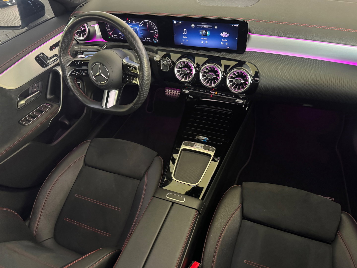 Mercedes-Benz CLA-Klasse 250 e AMG Pano|Memory|Sfeer|Camera|Keyless|Dodehoek