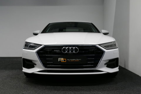 Audi A7 Sportback 50 TFSI e quattro Pro Line S / S Line / Rondomzichtcamera / Stoelverwarming / Apple Carplay - Android Auto / LED koplampen / 4-zone climatronic / Achteruitrijcamera / Grootlichtassistent / 20'' LMV / Adaptive Cruise Control / Sportonderstel