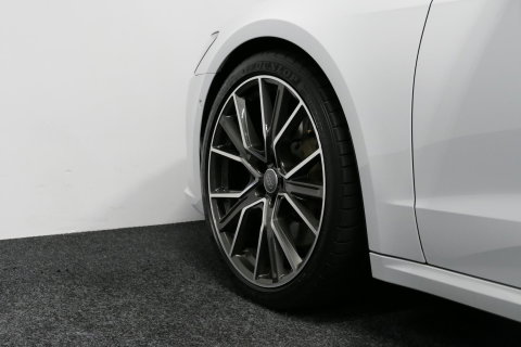 Audi A7 Sportback 50 TFSI e quattro Pro Line S / S Line / Rondomzichtcamera / Stoelverwarming / Apple Carplay - Android Auto / LED koplampen / 4-zone climatronic / Achteruitrijcamera / Grootlichtassistent / 20'' LMV / Adaptive Cruise Control / Sportonderstel