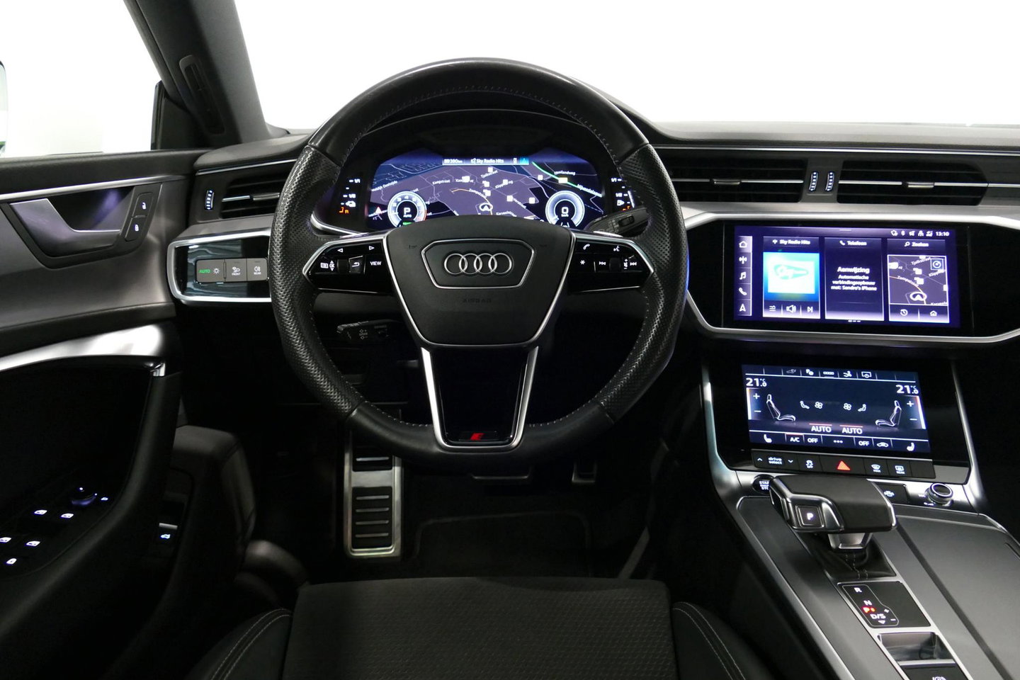 Audi A7 Sportback 50 TFSI e quattro Pro Line S / S Line / Rondomzichtcamera / Stoelverwarming / Apple Carplay - Android Auto / LED koplampen / 4-zone climatronic / Achteruitrijcamera / Grootlichtassistent / 20'' LMV / Adaptive Cruise Control / Sportonderstel