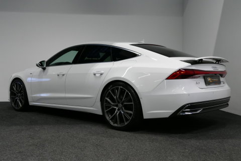 Audi A7 Sportback 50 TFSI e quattro Pro Line S / S Line / Rondomzichtcamera / Stoelverwarming / Apple Carplay - Android Auto / LED koplampen / 4-zone climatronic / Achteruitrijcamera / Grootlichtassistent / 20'' LMV / Adaptive Cruise Control / Sportonderstel
