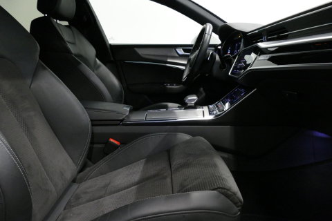 Audi A7 Sportback 50 TFSI e quattro Pro Line S / S Line / Rondomzichtcamera / Stoelverwarming / Apple Carplay - Android Auto / LED koplampen / 4-zone climatronic / Achteruitrijcamera / Grootlichtassistent / 20'' LMV / Adaptive Cruise Control / Sportonderstel