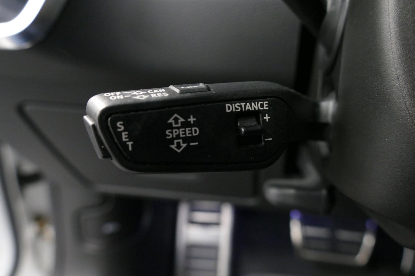Audi A7 Sportback 50 TFSI e quattro Pro Line S / S Line / Rondomzichtcamera / Stoelverwarming / Apple Carplay - Android Auto / LED koplampen / 4-zone climatronic / Achteruitrijcamera / Grootlichtassistent / 20'' LMV / Adaptive Cruise Control / Sportonderstel