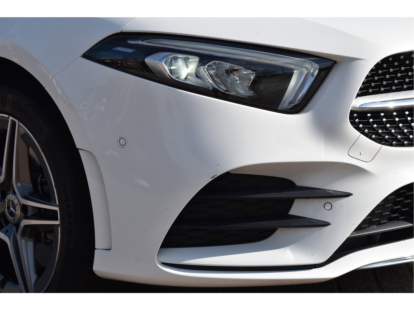 Mercedes-Benz A-Klasse 250 e Business Line AMG 218 pk | Open dak | Camera | Carplay | DAB | Widescreen | Sfeerverlichting | Full LED