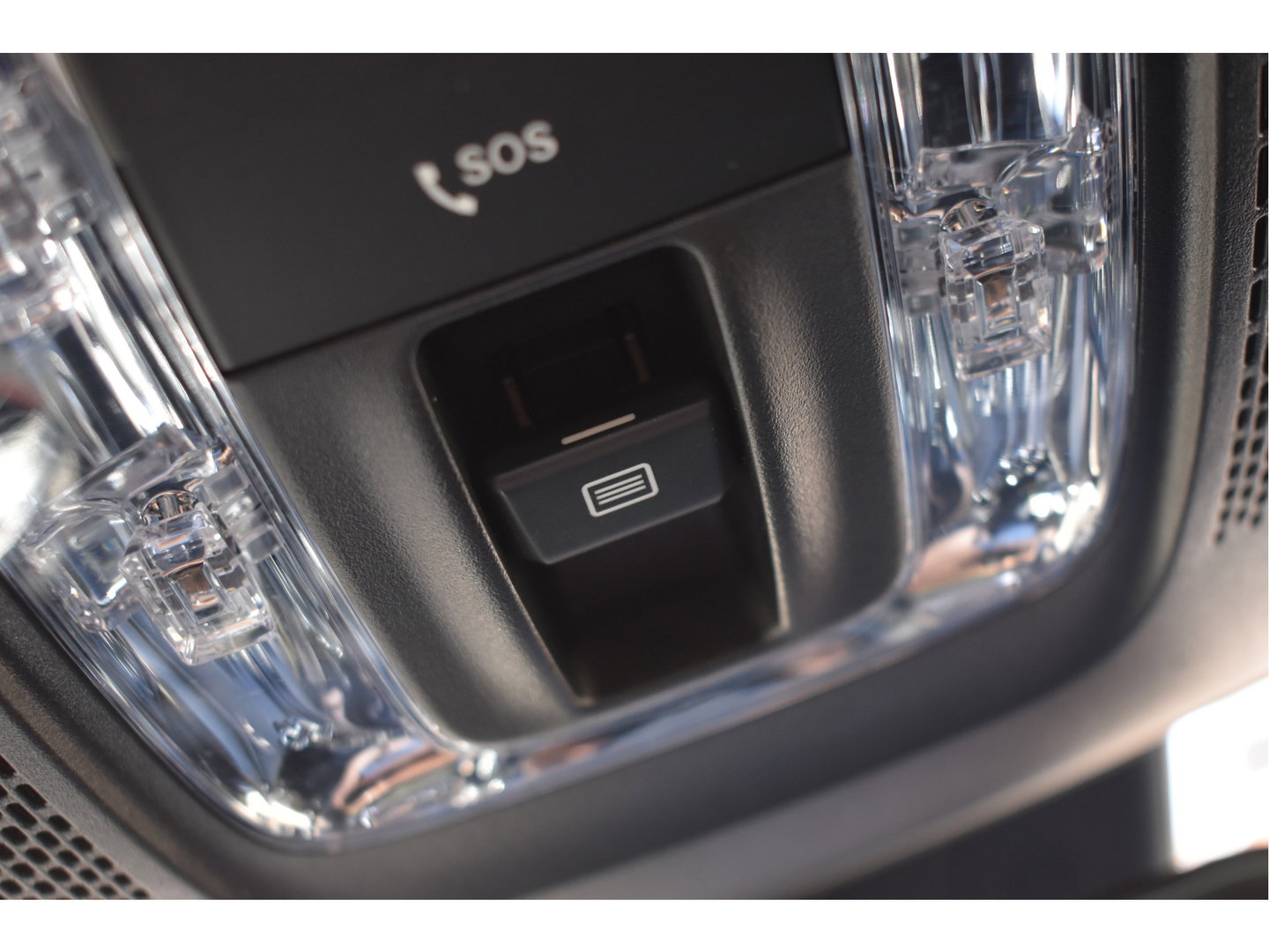 Mercedes-Benz A-Klasse 250 e Business Line AMG 218 pk | Open dak | Camera | Carplay | DAB | Widescreen | Sfeerverlichting | Full LED