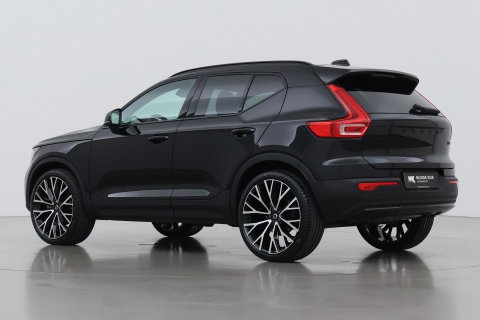Volvo XC40 2.0 B3 Plus Black Edition | Harman/Kardon | Pilot Assist | Camera | BLIS | Memory | Stoel+Stuurverwarming | Keyless | ACC | 20 Inch