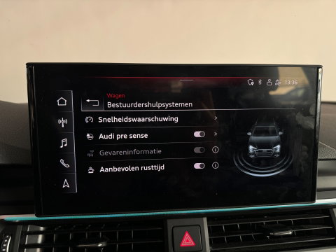 Audi A4 Avant 35 TFSI S Line Pano|Sfeer|Keyless|Camera|Carplay