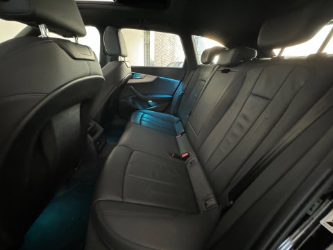 Audi A4 Avant 35 TFSI S Line Pano|Sfeer|Keyless|Camera|Carplay