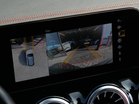 Mercedes-Benz EQA 67kWh AMG/ ELEKT. STOELEN/ 360° CAMERA/ TREKHAAK/ ADAPTIVE CRUISE/ SOH 96%