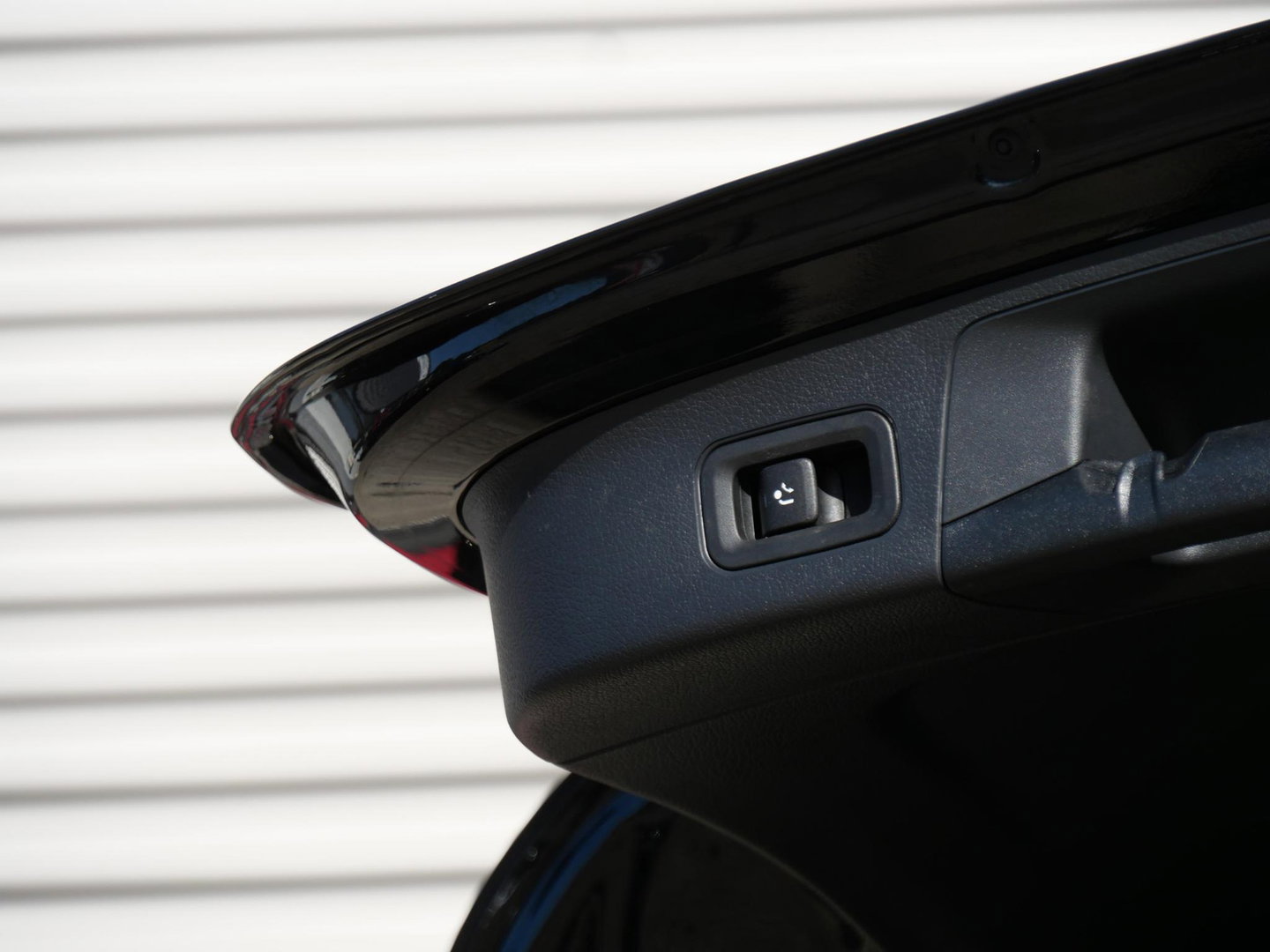Mercedes-Benz EQA 67kWh AMG/ ELEKT. STOELEN/ 360° CAMERA/ TREKHAAK/ ADAPTIVE CRUISE/ SOH 96%