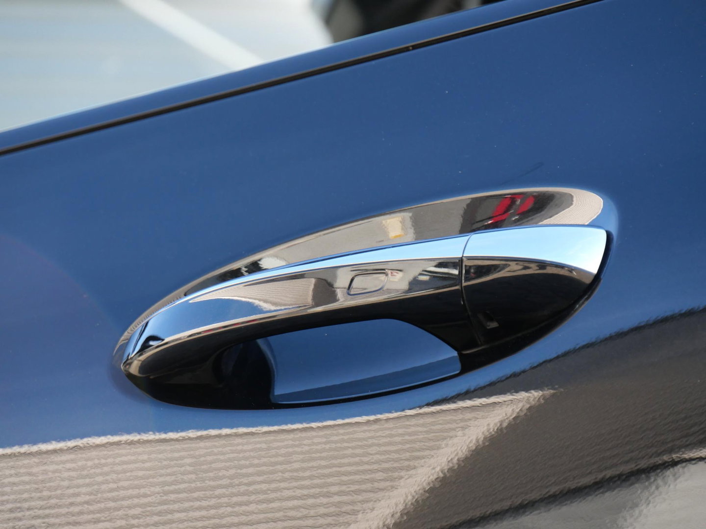 Mercedes-Benz EQA 67kWh AMG/ ELEKT. STOELEN/ 360° CAMERA/ TREKHAAK/ ADAPTIVE CRUISE/ SOH 96%
