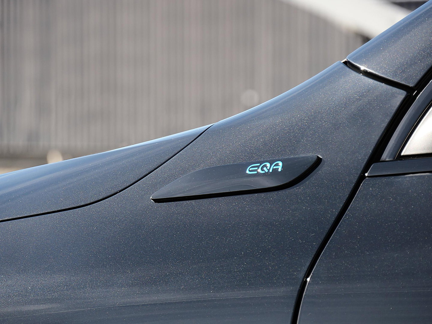 Mercedes-Benz EQA 67kWh AMG/ ELEKT. STOELEN/ 360° CAMERA/ TREKHAAK/ ADAPTIVE CRUISE/ SOH 96%