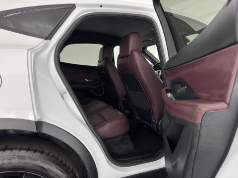 Jaguar E-Pace 1.5 P300e AWD R-Dynamic HSE (Plug-in) {SoH-99%} (INCL.BTW) *LEATHER | FULL-LED | MEMORY-PACK | MERIDIAN-SOUND | BLIND-SPOT | CAMERA | NAVI-FULLMAP | HEATED-SPORTSEATS | DAB+ | KEYLESS | ECC | PDC | CRUISE | 20''ALU*