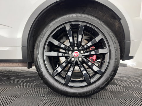 Jaguar E-Pace 1.5 P300e AWD R-Dynamic HSE (Plug-in) {SoH-99%} (INCL.BTW) *LEATHER | FULL-LED | MEMORY-PACK | MERIDIAN-SOUND | BLIND-SPOT | CAMERA | NAVI-FULLMAP | HEATED-SPORTSEATS | DAB+ | KEYLESS | ECC | PDC | CRUISE | 20''ALU*