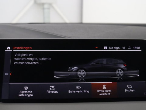 BMW 1-serie 118i | Apple Carplay | LED | Navigatie | Automaat |